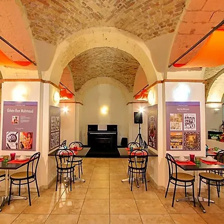 Marina Hostel *