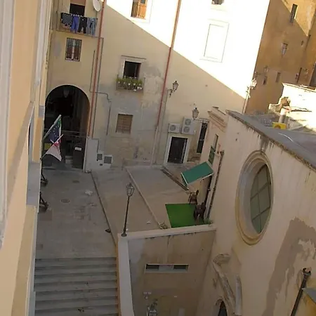 Marina Hostel *