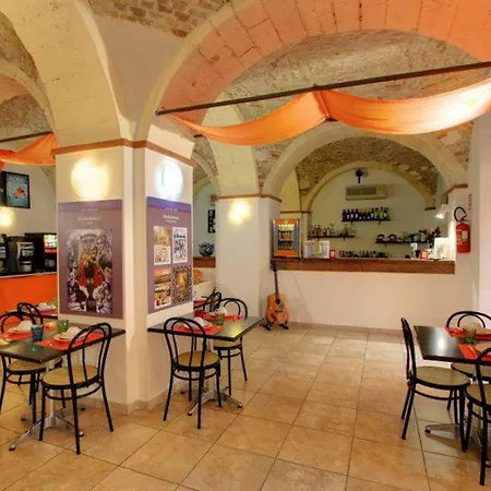 Marina Hostel *