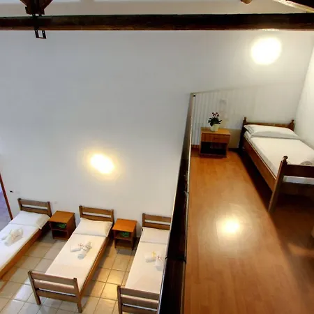 Marina Hostel *