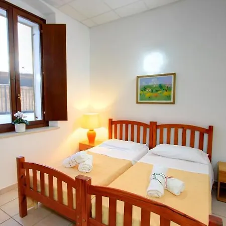 Marina Albergue Cagliari